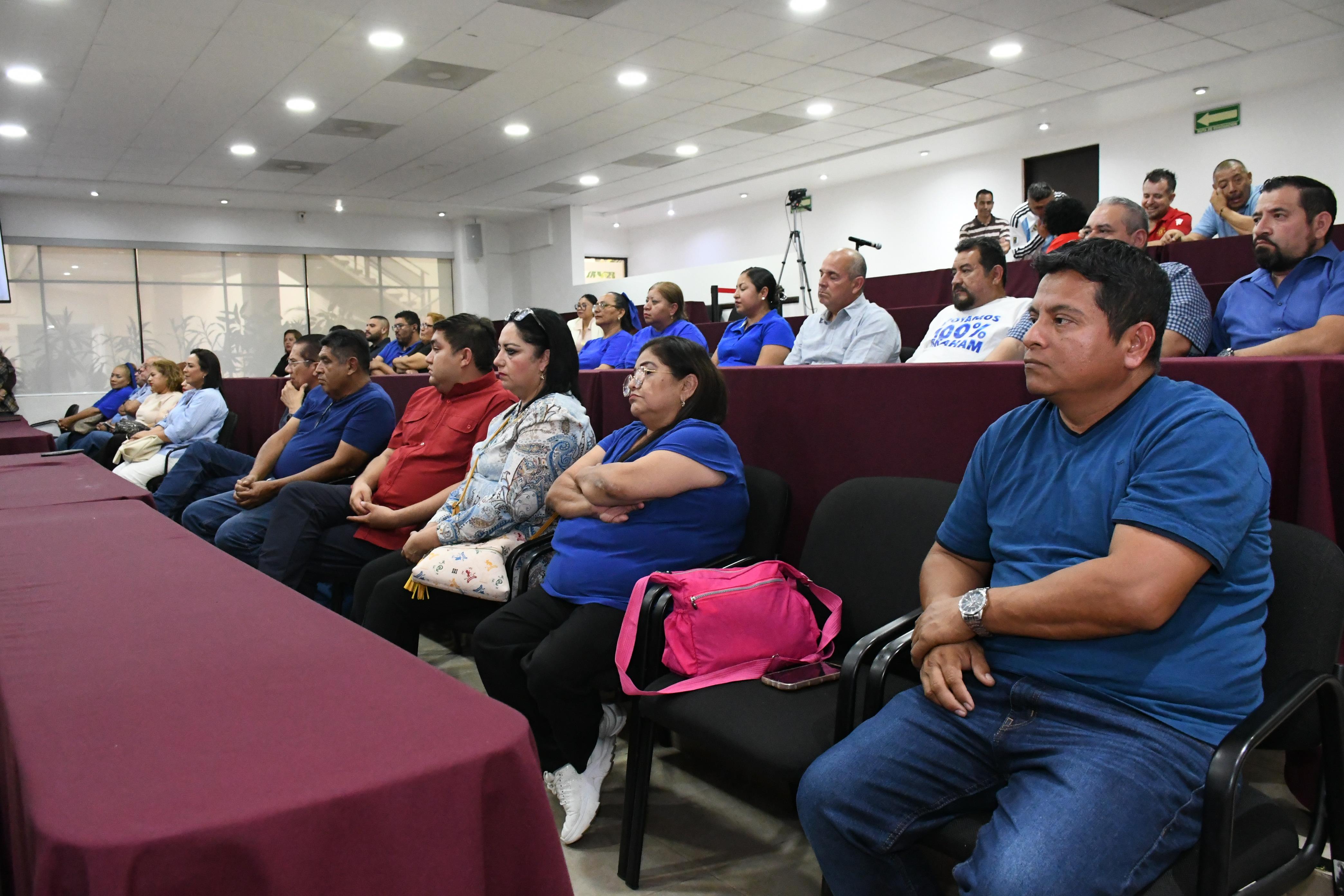 Visita compañeros de Tamaulipas, Sección XXXVII